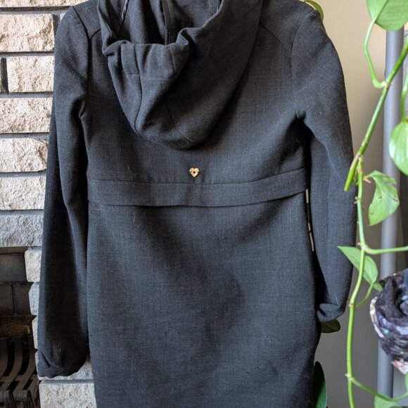 Twinset dress/tunic with hood - Picture 2 of 3